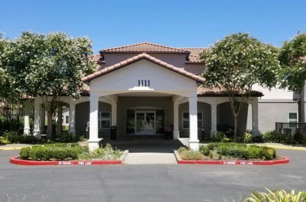 Magnolia Court (Assisted Living, Independent Living, Memory Care, Nursing & Rehab in Vacaville, CA)