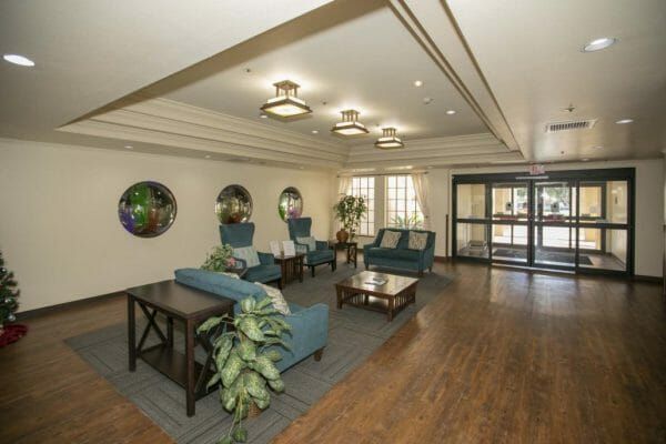 Lobby and entrance in Shea Post Acute and Rehabilitation Center