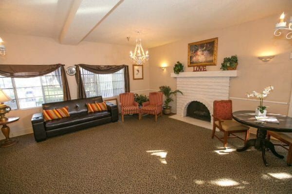 Whittier Glen Assisted Living community living room