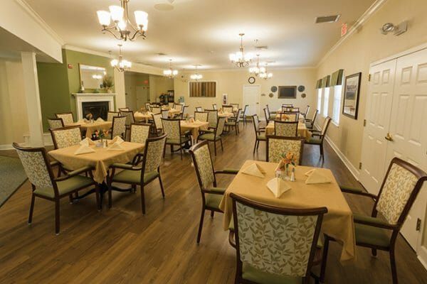 Brookdale Colonial Heights Dining Rm