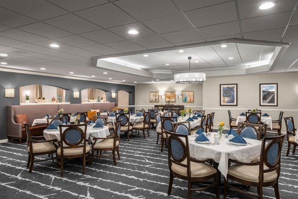 The community dining room at Harbour Village