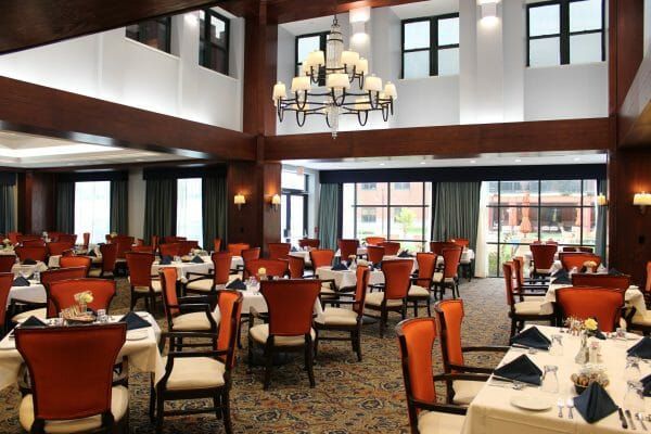 Lincolnwood Place Dining