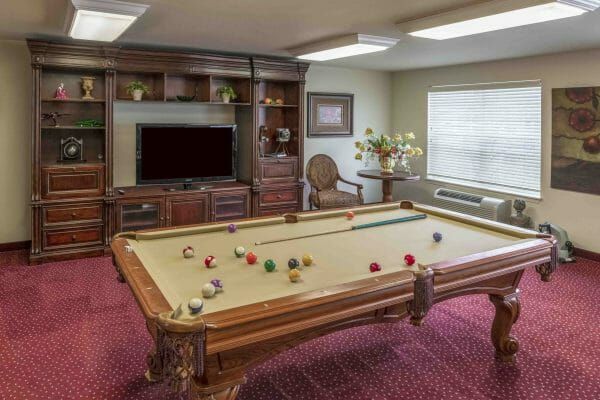 Pool Table and big screen tv at Shasta Estates
