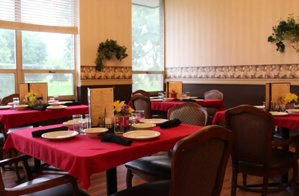 Miller's Merry Manor Fort Wayne Dining2