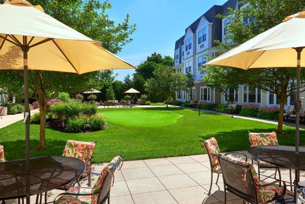 The Bristal at North Woodmere Outdoor Courtyard area