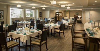 Dining room at Oakmont of Pacific Beach