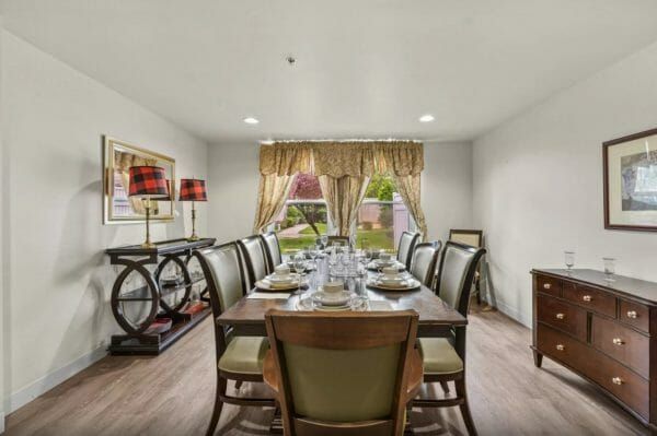 Seating for eight in Seaton Voorhees' private dining room