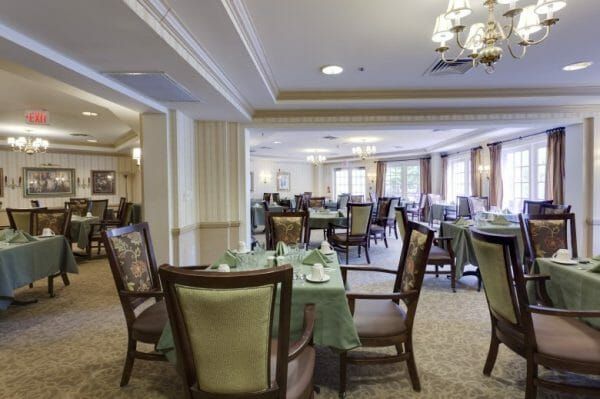 Sunrise of Silver Spring Dining Rm