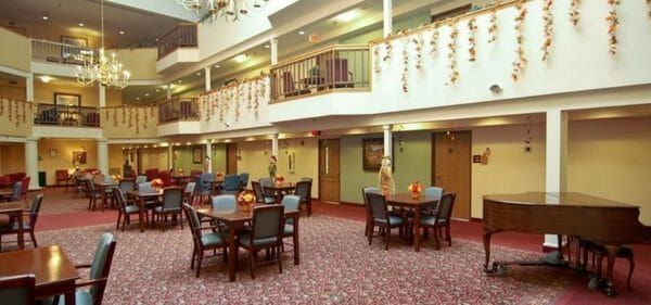 Towne Center Retirement dining room with overhead balcony