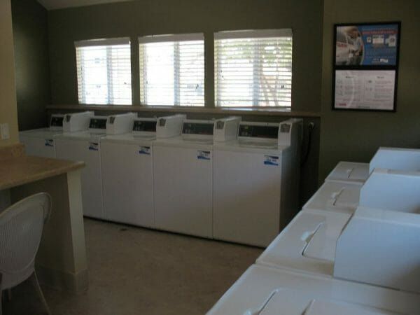 Vintage Oaks community laundry room