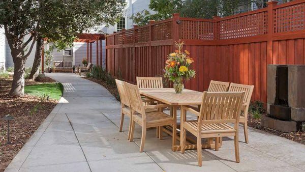 Atria Covell Gardens outdoor dining table and walking paths