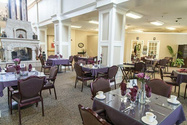 Community dining room in Brookdale Chenal Heights