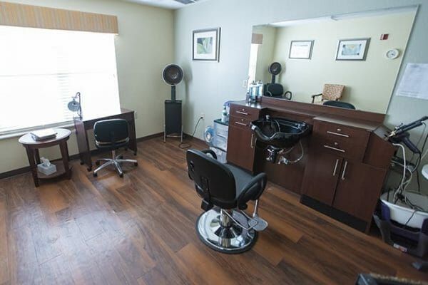 Beauty salon and barber shop in Brookdale North Gilbert
