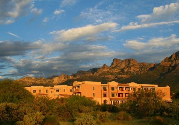 Fairwinds - Desert Point (55 Plus Living, Assisted Living, Independent Living in Oro Valley, AZ)