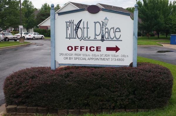 Welcome sign in front of Elliott Place Senior Living