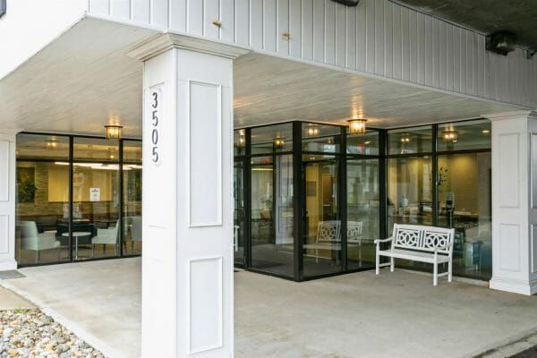 Harbour View Senior Living Community's covered, glassed-in entrance