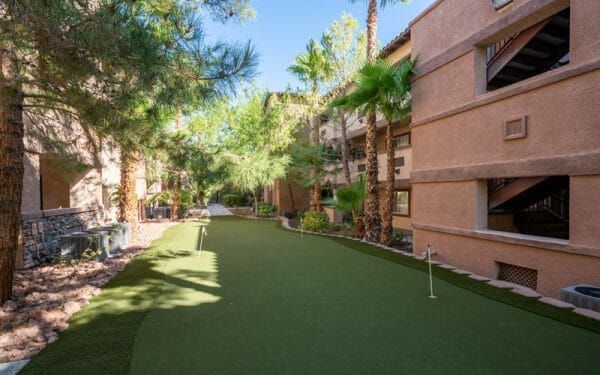 Carefree Senior Living at The Willows' putting green
